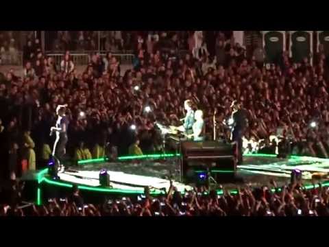 Coldplay - Army of One [Live At Estadio Nacional, Chile] [Multi-Cam]