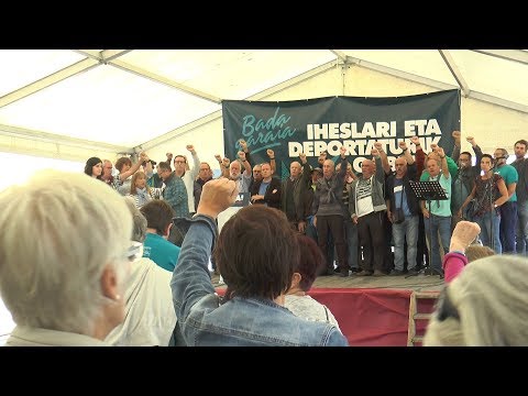 Kalera Kalera dinamikak “iheslari eta deportaturik gabeko Euskal Herria” aldarrikatu du