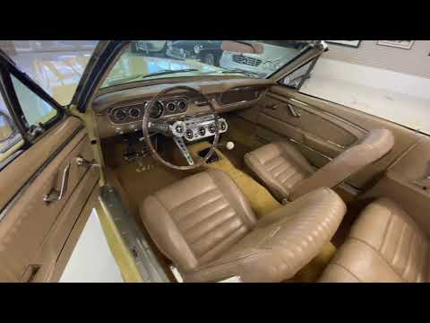 video 1965 Ford Mustang Convertible