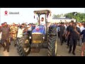 Eknath Shinde Drives Tractor At Cleanliness Drive At Mumbai’s Juhu Beach  - 04:30 min - News - Video