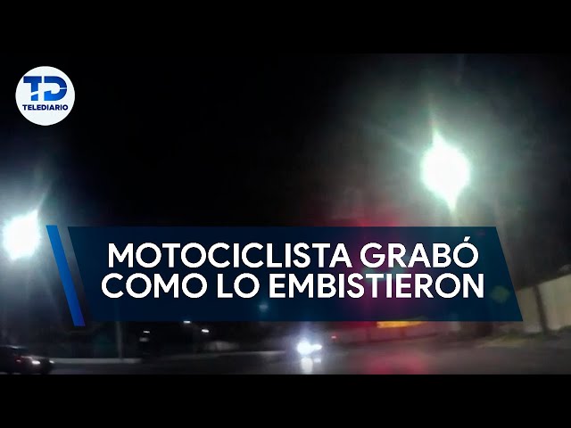 Motociclista graba como un automóvil lo embiste; el conductor huyó tras el accidente.