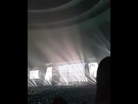 SHINee live in Japan