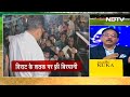 Uttar Pradesh के Muzaffarnagar में Virat Kohli के शतक पर एक फैन ने बांटी Free में Biryani  - 03:31 min - News - Video