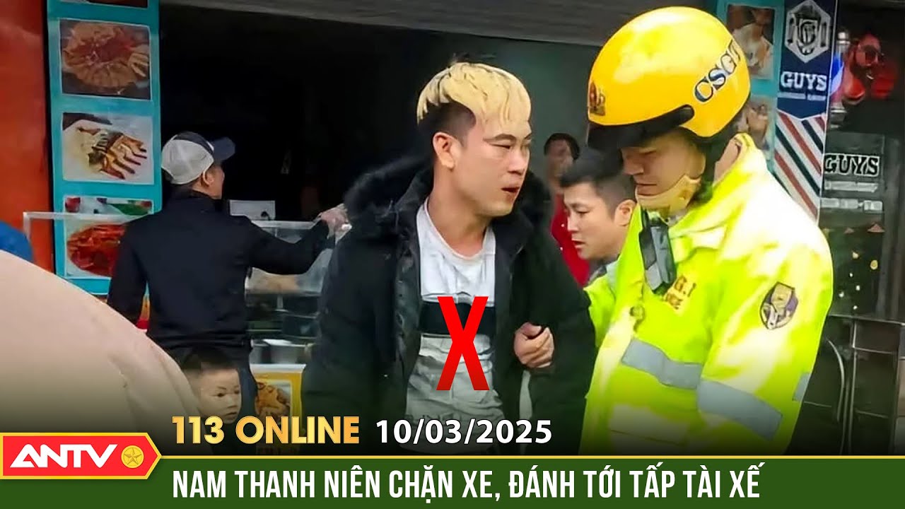 Nam thanh niên tung "liên hoàn cước" vào mặt tài xế ô tô giữa phố | Bản tin 113 online ngày 10/3