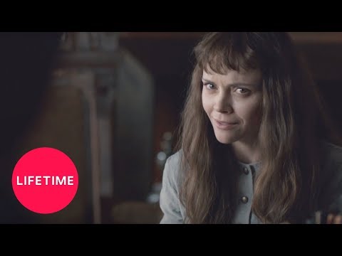 Escaping the Madhouse: The Nellie Bly Story'