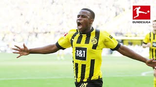 Youssoufa Moukoko becomes youngest Goalscorer in Revierderby History!