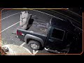 Video shows gorilla statue theft, suspect at large  - 00:51 min - News - Video