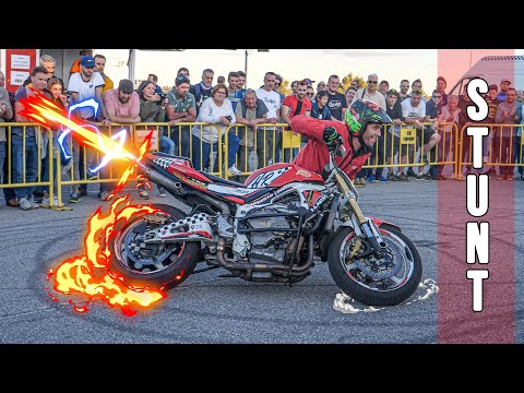 Motorcycle Stunts Show