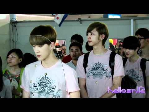 120610 EXO-K ChanYeol, Sehun, Kai@Immigration of Taiwan Taoyuan International Airport Part 1/2