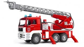 BRUDER игрушка - пожарный грузовик с лестницей (+водяная помпа+свет и звук), М1:16 (02771)