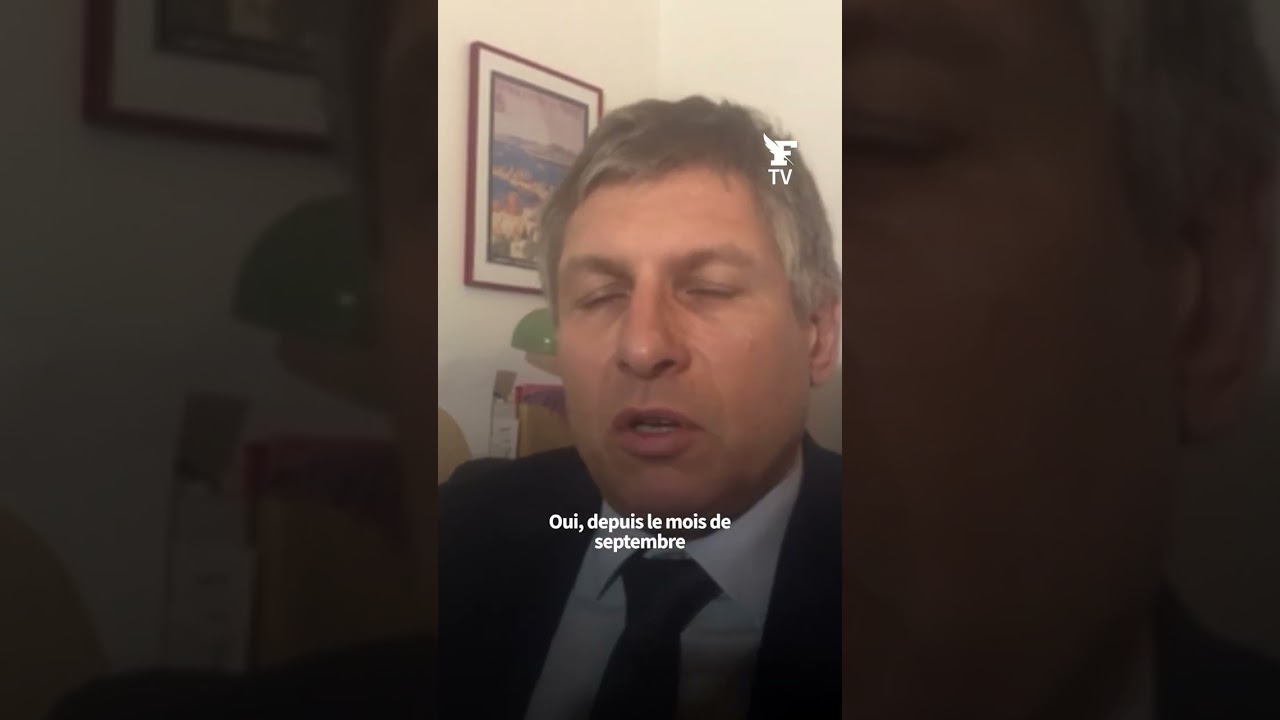 «Pour ma propre protection, j'ai deux agents privés en permanence devant ma salle de cours depuis