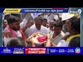 ప్రచారంలో స్పీడ్ పెంచిన వంగవీటి రాధా | Vangaveeti Radha | TDP | Prime9 News  - 00:59 min - News - Video