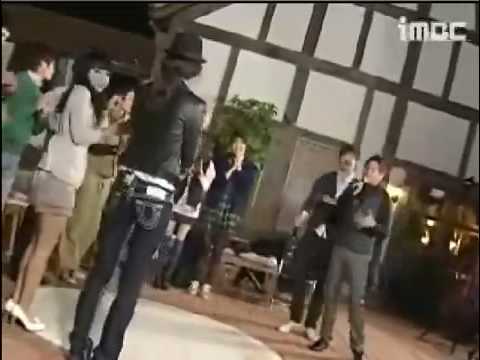 DBSK junsu sings and his brother, junho raps!