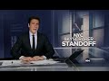 Man dangles from NYC skyscraper in standoff  - 01:29 min - News - Video