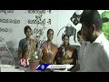 Woman Explains About Cotton Picking Machine | CM Revanth Reddy | Mahila Shakti | V6 News  - 03:03 min - News - Video