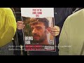 Protest near Netanyahus residence calls for release of hostages in Gaza  - 01:48 min - News - Video