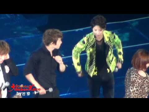 120205 SS4 in Taiwan. Oops! focus f(x)Amber