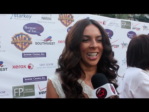 Terri Seymour of Extra Talks Halle Berry and Silver Rose Awards ...