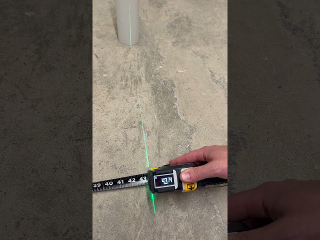 Align and measure fast with the first contractor grade digital tape measure
