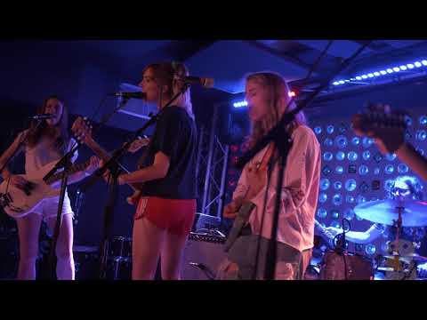 Marika Hackman - My Lover Cindy (live @ Baby's All Right 8/16/17)