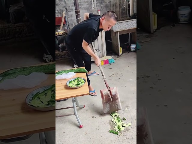 Cucumber shreds making process