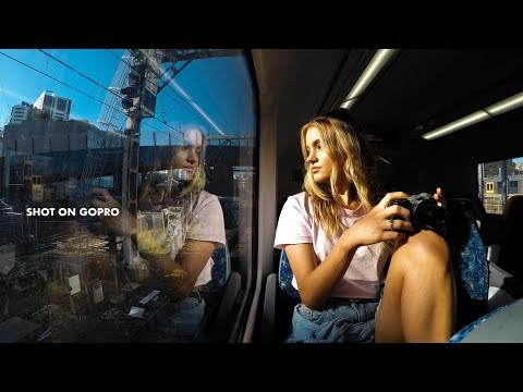 video GoPro HERO7 Schwarz – wasserdichte digitale Actionkamera mit Touchscreen, 4K-HD-Videos, 12-MP-Fotos, Livestreaming, Stabilisierung