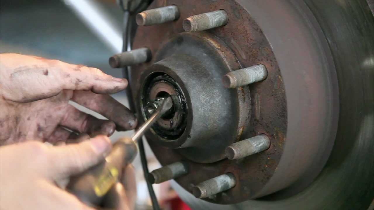 How to change rear rotors on a ford f250 #5