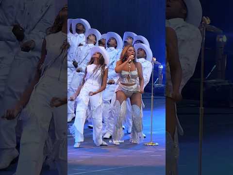 Beyonce & Blue Ivy performs “YA YA” on the Cowboy Carter Tour #beyonce #blueivy #cowboycartertour