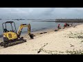 Clean-up operation after oil spill blackens part of Singapore coastline  - 01:22 min - News - Video
