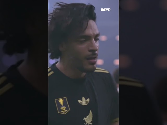 Jiménez met de iconische celebration van oud-ploeggenoot Jota ❤️