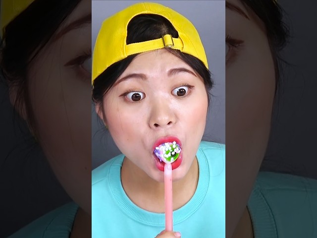 NIK-L-NIP Wax Bottle Mukbang 닉클립 왁스병