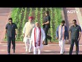 PM Modi Pays Tribute To Mahatma Gandhi | राष्ट्रपिता महात्मा गांधी को पीएम मोदी की श्रद्धांजलि  - 44:51 min - News - Video