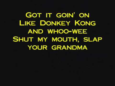 Trace Adkins - Honky Tonk Badonkadonk (with lyrics)