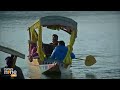 Sachin Tendulkar and Family Enjoy a Shikara Ride on Srinagars Dal Lake | New9