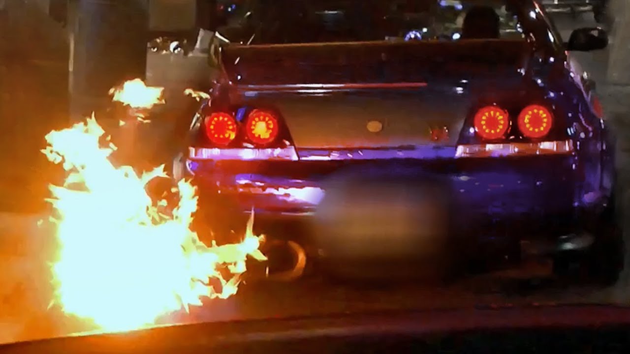 Nissan skyline shooting flames #10