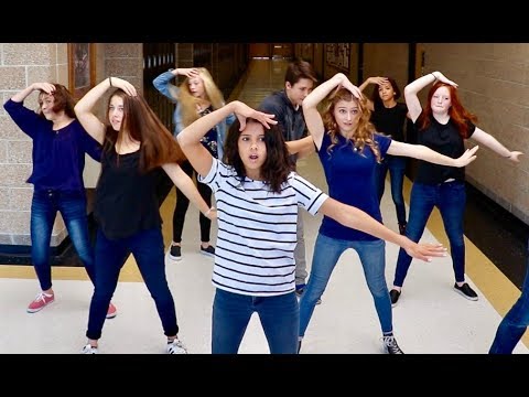 TAYLOR SWIFT GORGEOUS - PARODY - AWKWARD