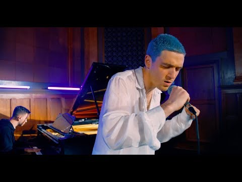 Lauv - Drugs & The Internet (stripped - a one-take vibe)