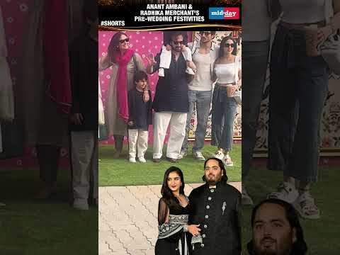 Kareena Kapoor Saif Ali Khan arrive in Jamnagar with TaimurJeh