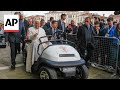 Pope urges young people in Venice to ditch the cell phones and try and hug