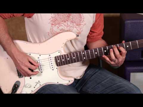How to Play the Main Riff from Planet Caravan by Black Sabbath