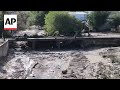 3 dead and others believed missing after flooding in rural Arizona community