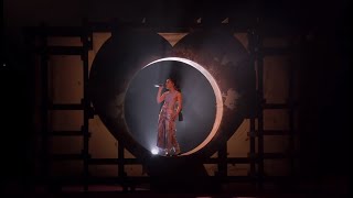 Griff - Black Hole (Live from The BRIT Awards 2021) [Amazon Original]