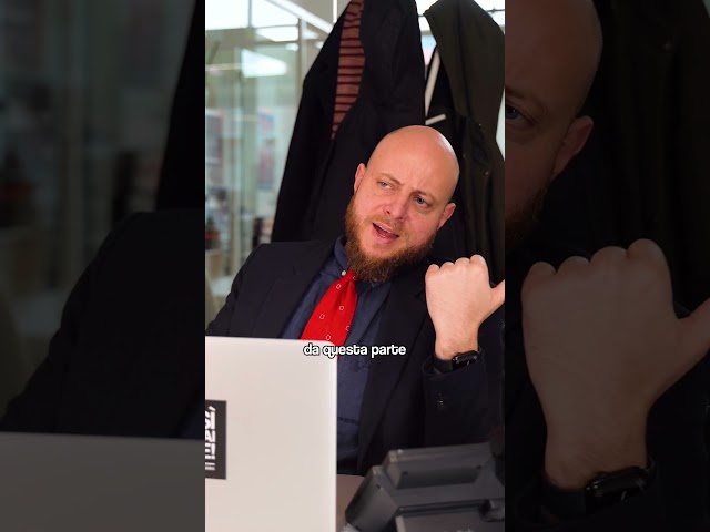 Il tour dell'ufficio Imbruttito