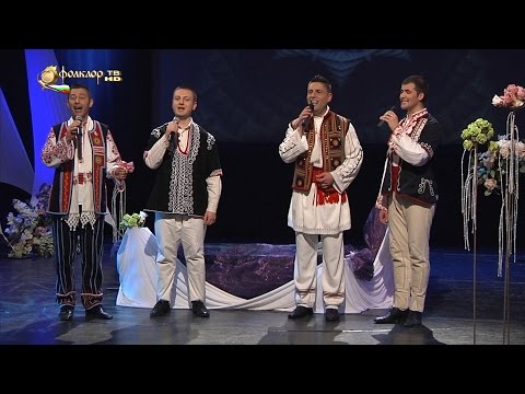SVETOGLAS-The Mystery Of Bulgarian Polyphony© - SVETOGLAS - Bulgarian folk song / СВЕТОГЛАС - Пъстър хоровод