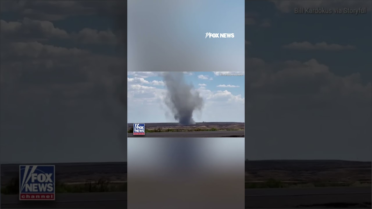 ‘Devil’s dust devil’ swirls through New Mexico wildfire zone