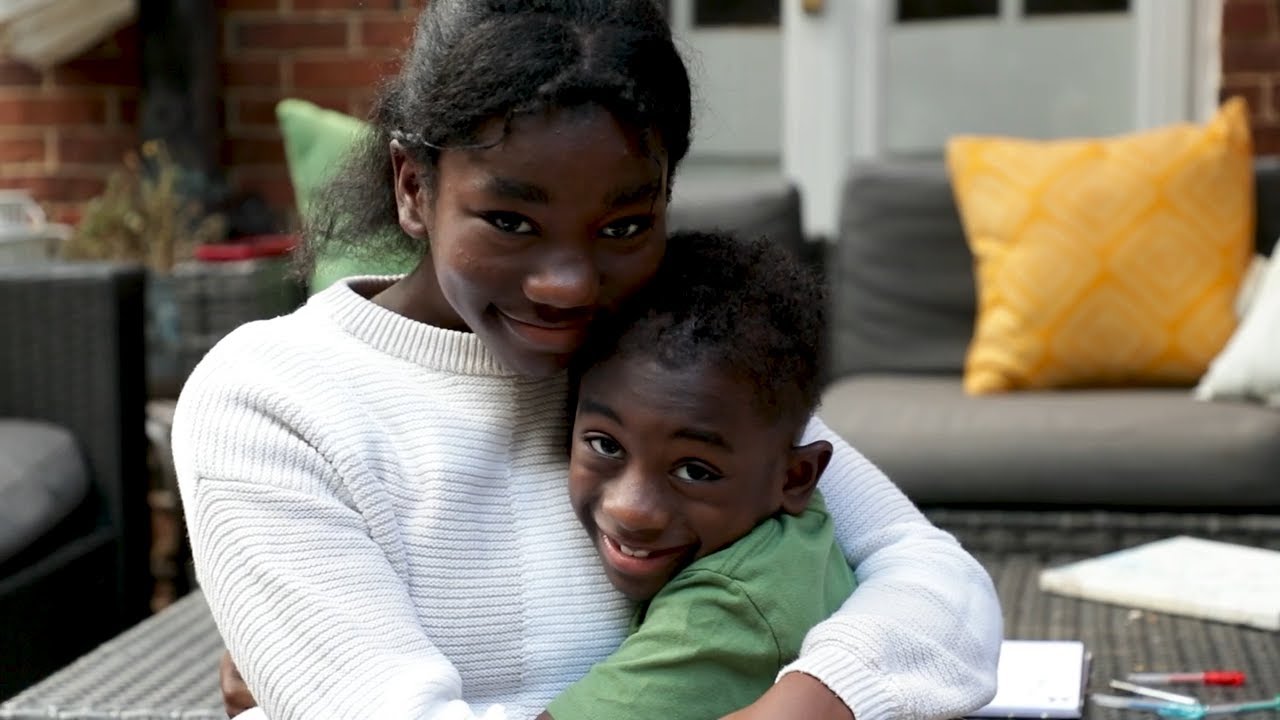 Cancer Treatment Creates Special Bond for Johns Hopkins Patient and His Sister
