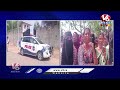 LIVE : Double Bedroom Beneficiaries Protest At KCR Farm House | V6 News  - 11:03:31 min - News - Video