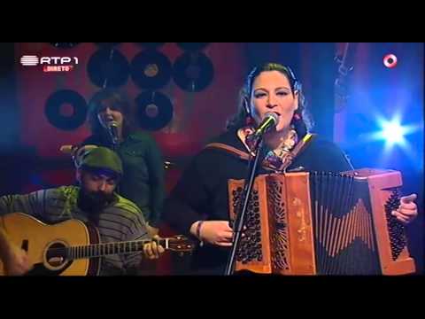 Celina Da Piedade - CELINA DA PIEDADE - Manjerico (live on tv)