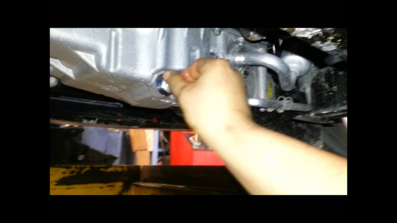 2012 ford focus oil change - YouTube fuel filter drain plug 