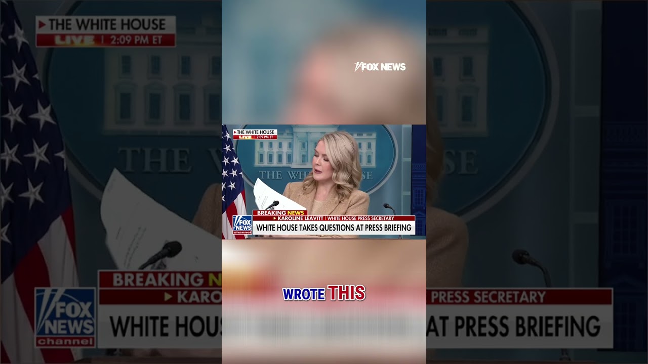 SEE IT: Leavitt calls out NYT on 'fake news' story #shorts #trump #whitehouse #media #nytimes #fox